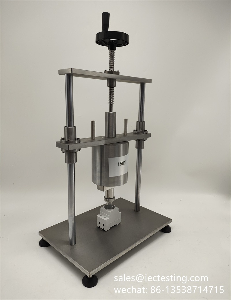 VDE 0620-1 Lehre 14 On both sides of the ground test gauge and apparatus