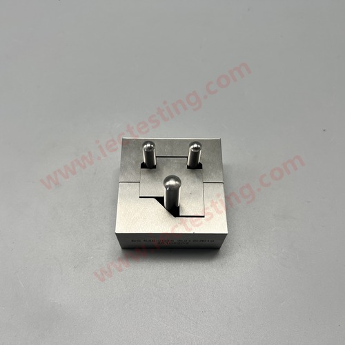 BS 546:2025 Table 21 / Figure 19 minimum GO gauge for socket-outlet 15A